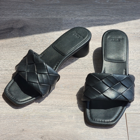 Abercrombie & Fitch basketweave black heeled sandals 8,5 - Picture 1 of 8